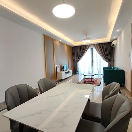 R&F Princess Cove Premium Home Stay 3Bed 2Bath Джохор Бахру Екстериор снимка